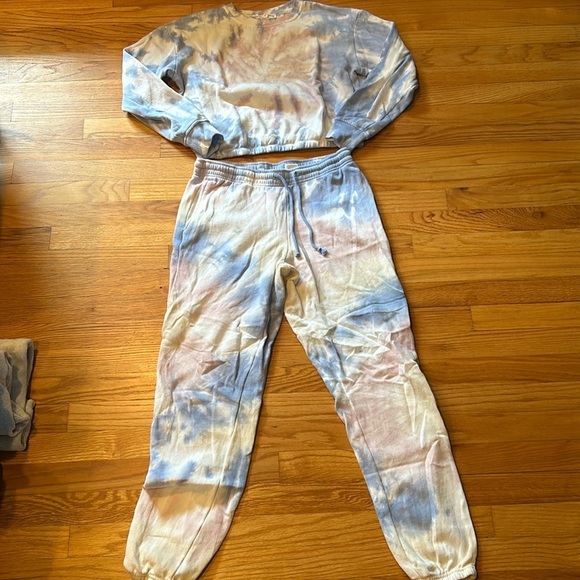 Hippie Rose Tops - Hippie Rose Women’s Tie Dye Sweatsuit Size Small Top/Medium Bottom